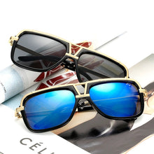 Load image into Gallery viewer, &quot;The United&quot; Gold brim frames